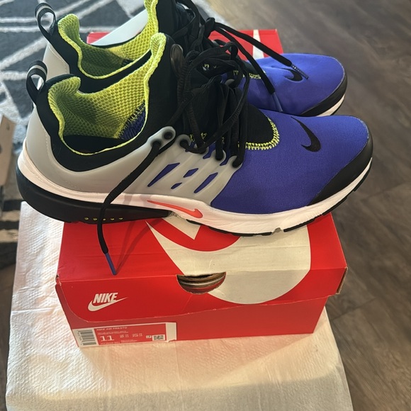 Nike Air Presto - Picture 3 of 5